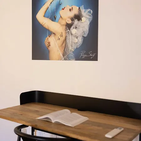 Apartment Napolidays Movida By Dimorra Naples